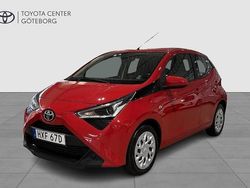 Röd Begagnad 2019 Toyota Aygo X-play Halvkombi | 99 900 kr (Marknadspris)