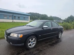 Svart Begagnad 2006 Volvo S60 Dynamic Sedan | 39 900 kr (Marknadspris)