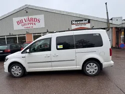 Vit Begagnad 2020 VW Caddy Maxi Life Life Minibuss | 119 000 kr