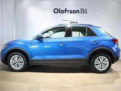 Blå Begagnad 2022 VW T-Roc SUV | 264 900 kr (Marknadspris)