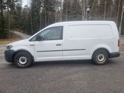 Vit Begagnad 2017 VW Caddy Maxi Minibuss | 108 000 kr (Marknadspris)