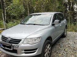 Silver Begagnad 2008 VW Touareg SUV | 30 000 kr