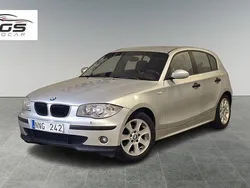 Ljusgrå (grå) Begagnad 2007 BMW 116 Advantage Halvkombi | 37 900 kr (Marknadspris)