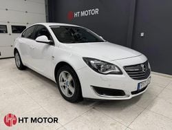 Vit Begagnad 2014 Opel Insignia Halvkombi | 129 900 kr (Dyr)