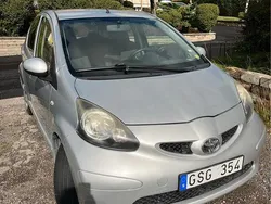 Silver Begagnad 2008 Toyota Aygo Halvkombi | 22 000 kr (Marknadspris)