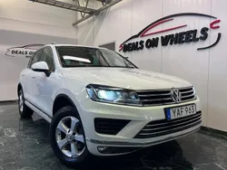 Vit Begagnad 2015 VW Touareg SUV | 169 900 kr (Lite dyr)