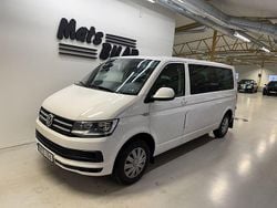 Vit Begagnad 2015 VW Caravelle Comfortline Minibuss | 189 900 kr (Marknadspris)