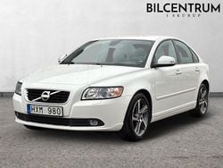 Vit Begagnad 2012 Volvo S40 Momentum Sedan | 49 900 kr (Marknadspris)
