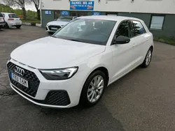 Vit Begagnad 2020 Audi A1 Sportback Proline Halvkombi | 174 900 kr (Marknadspris)