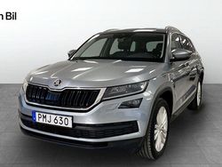 Grå Begagnad 2018 Skoda Kodiaq Style SUV | 239 900 kr (Marknadspris)