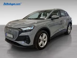 Grå Begagnad 2022 Audi Q4 e-tron SUV | 389 500 kr (Marknadspris)