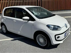 Vit Begagnad 2016 VW up! high up! Halvkombi | 59 000 kr (Marknadspris)