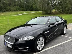 Svart Begagnad 2012 Jaguar XJ Sedan | 185 000 kr (Superpris)