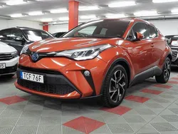 Orange Begagnad 2021 Toyota C-HR Edition SUV | 229 500 kr (Bra pris)