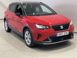 Röd (reinrot) Begagnad 2023 Seat Arona FR SUV | 204 900 kr (Marknadspris)