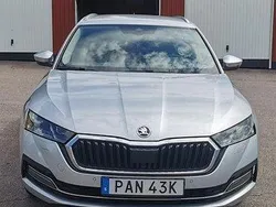 Silver Begagnad 2021 Skoda Octavia Style Kombi | 270 000 kr (Marknadspris)