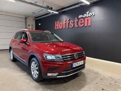 Mörkröd (röd) Begagnad 2016 VW Tiguan GT SUV | 174 900 kr (Marknadspris)