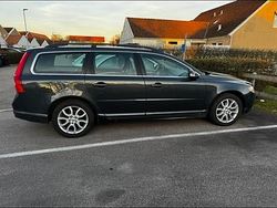 Begagnad 2011 Volvo V70 Kombi | 52 000 kr (Marknadspris)