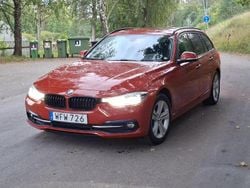 Röd Begagnad 2019 BMW 320 Sport Line Kombi | 220 000 kr (Superpris)
