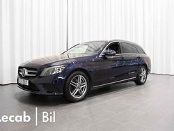 Mörkblå (mblå) Begagnad 2019 Mercedes C200 Kombi | 219 500 kr (Marknadspris)