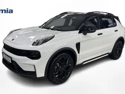 Vit Ny 2024 Lynk & Co 01 SUV | 499 995 kr