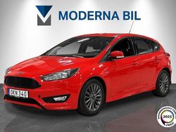 Röd Begagnad 2016 Ford Focus ST-Line Halvkombi | 94 900 kr (Marknadspris)