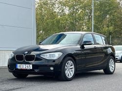 Svart Begagnad 2015 BMW 118 Halvkombi | 109 900 kr (Bra pris)