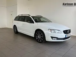 Vit Begagnad 2016 Volvo V70 Momentum Kombi | 189 900 kr (Marknadspris)