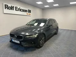 Grå Begagnad 2020 Volvo V60 Momentum Kombi | 314 500 kr (Marknadspris)