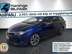 Blå Begagnad 2016 Toyota Auris Touring Sports Kombi | 129 900 kr (Marknadspris)