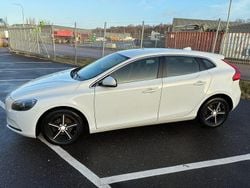 Begagnad 2014 Volvo V40 Halvkombi | 79 000 kr (Bra pris)