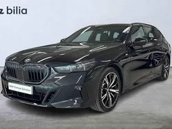 Svart Begagnad 2025 BMW 520 Kombi | 669 900 kr