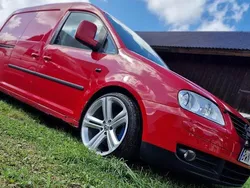 Röd Begagnad 2008 VW Caddy Maxi Minibuss | 44 900 kr (Marknadspris)