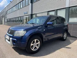 Mörkblå (blå) Begagnad 2005 Suzuki Grand Vitara SUV | 59 900 kr (Marknadspris)