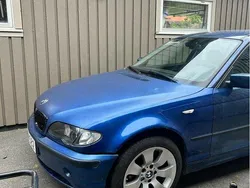 Blå Begagnad 2002 BMW 318 Kombi | 17 000 kr (Marknadspris)