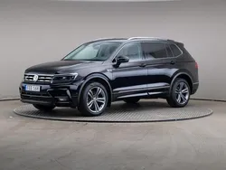 Svart Begagnad 2021 VW Tiguan Allspace R-line SUV | 385 000 kr (Marknadspris)