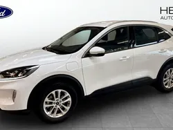 Frozen white Begagnad 2022 Ford Kuga Titanium SUV | 259 900 kr (Marknadspris)