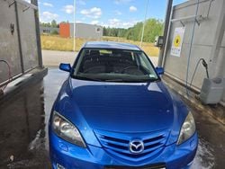 Blå Begagnad 2004 Mazda 3 Inclusive Halvkombi | 20 000 kr (Marknadspris)