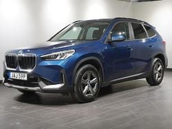 Blå Begagnad 2023 BMW X1 Shadowline SUV | 409 900 kr (Superpris)