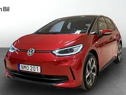 Mörkröd Begagnad 2023 VW ID.3 Pro Performance Halvkombi | 389 900 kr