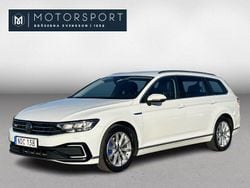 Vit Begagnad 2021 VW Passat GTE Kombi | 264 900 kr (Marknadspris)