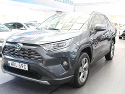 Mörkgrå Begagnad 2021 Toyota RAV4 Hybrid Executive SUV | 349 900 kr (Bra pris)