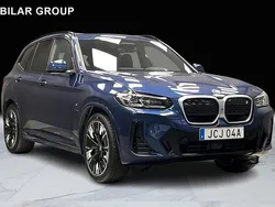 Blå Begagnad 2024 BMW iX3 Impressive SUV | 609 000 kr (Marknadspris)