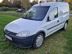 Begagnad 2011 Opel Combo Minibuss | 25 000 kr