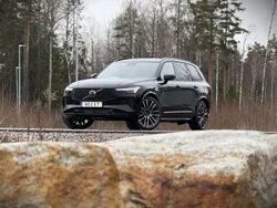 Begagnad 2025 Volvo XC90 Ultra SUV | 999 900 kr