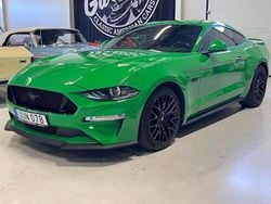 Grön (need for green) Begagnad 2019 Ford Mustang GT Sportkupé | 469 000 kr (Marknadspris)