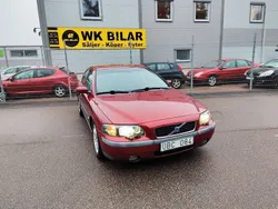 Röd Begagnad 2003 Volvo S60 Business Edition Sedan | 19 900 kr (Bra pris)