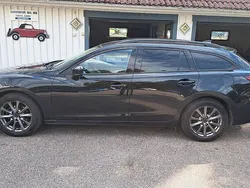 Svart (svart metallic) Begagnad 2016 Mazda 6 Kombi | 125 000 kr (Marknadspris)