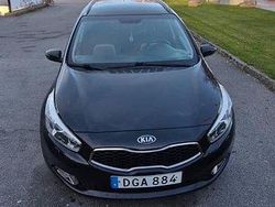 Svart Begagnad 2015 Kia Ceed Sportswagon 3 Kombi | 85 000 kr (Marknadspris)