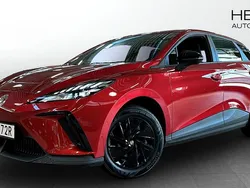 Röd (red) Begagnad 2023 MG MG4 EV Halvkombi | 259 900 kr (Marknadspris)